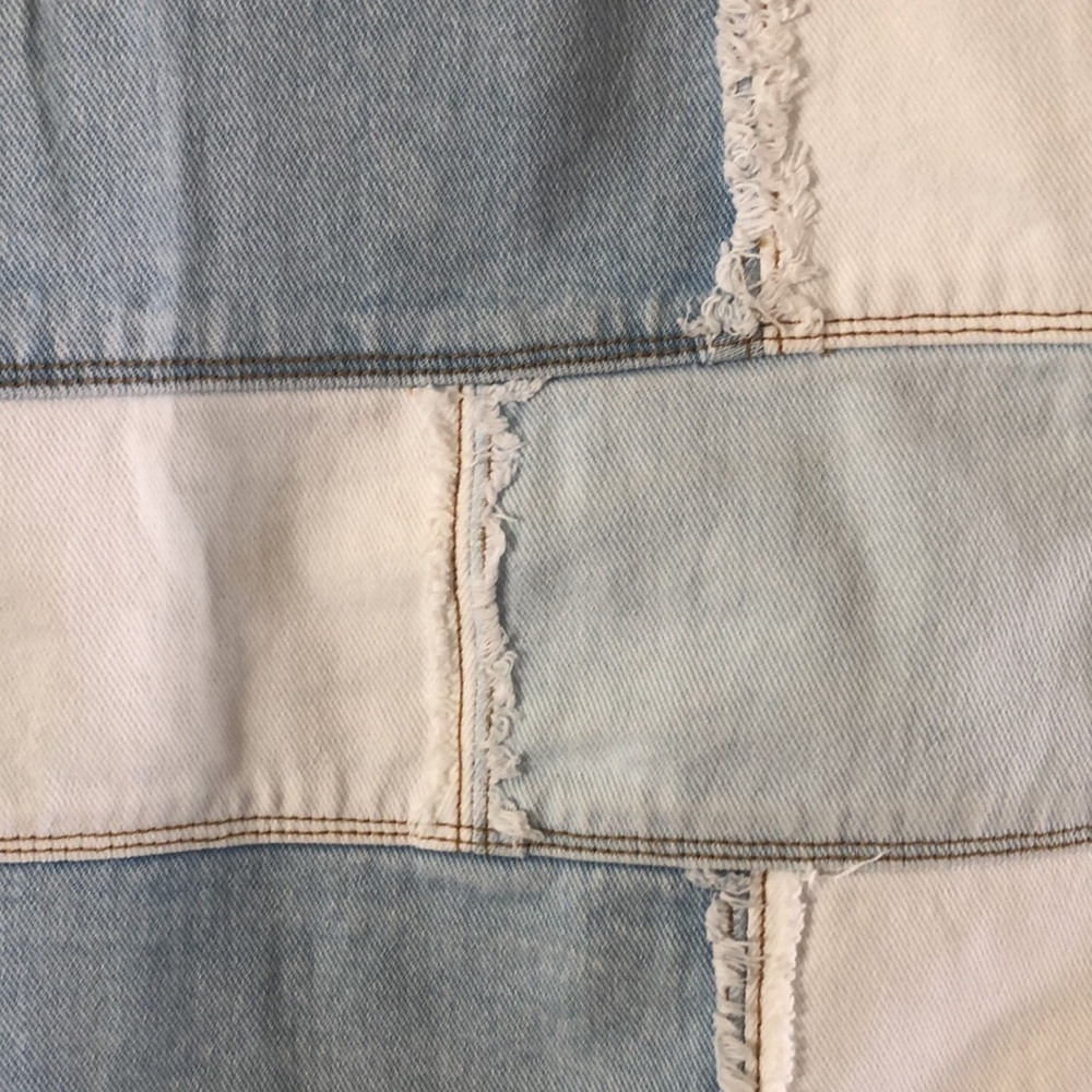 PacSun Two-Toned Mini Jean Skirt Patchwork Exposed Seams Cotton Denim Size 24 - Picture 4 of 16